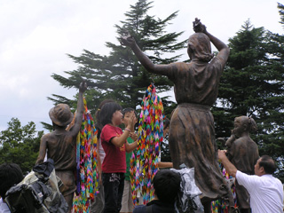 平成17年（2005）8月　第10回松本市平和祈念式典の写真