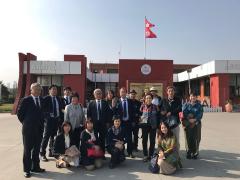 トリブバン国際空港に到着の画像