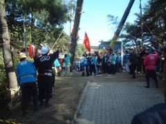 里山辺千鹿頭社の御柱祭りの画像