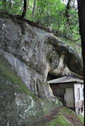 岩屋神社の社殿の写真