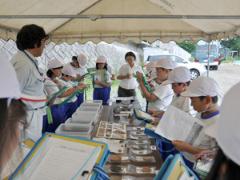 小学生の見学会