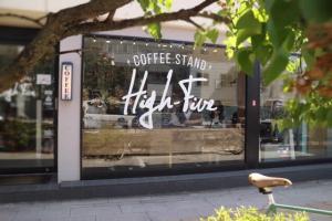 High-Five COFFEE STANDの画像1