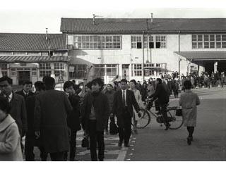 松本駅前の写真