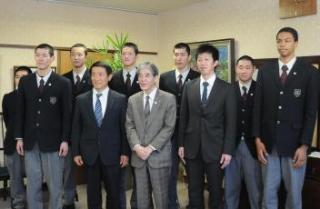 平成30年（2018）12月13日 松本国際高校男子バレーボール部市長表敬の写真