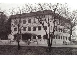 裁判所新庁舎の写真