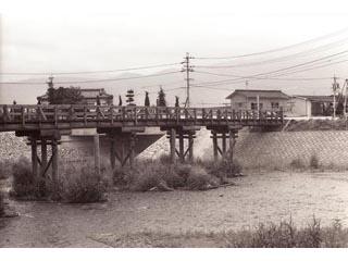 出川大橋の写真