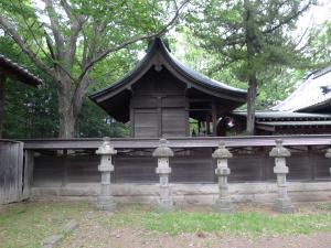 岡宮神社本殿