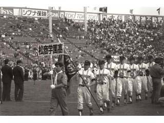 選抜高校野球・松商学園準優勝の写真