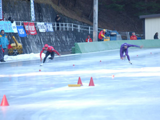 第35回浅間選抜スピードスケート競技会開幕の写真
