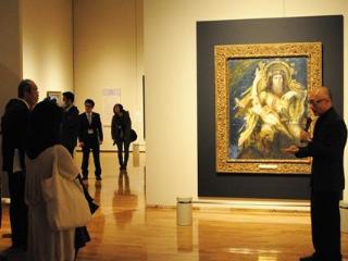 美術館特別展「モローとルオー　聖なるものの継承と変容」の写真