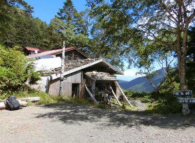 徳本峠小屋