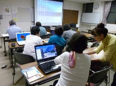パソコン講習会の画像