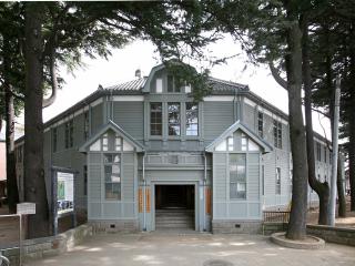 本館正面