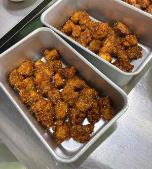 ヤンニョムチキン風