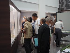展示