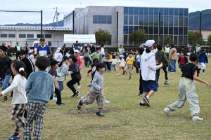 しっぽ取りの様子