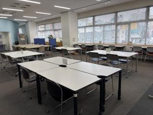学習スペース　向かい合い