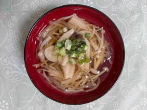 きのこと切り干し大根の和風スープ