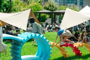 駅前記念公園 仮設遊具