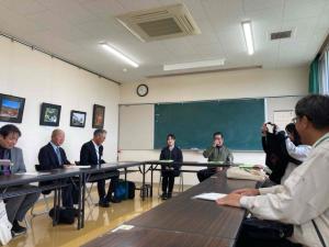 懇談会
